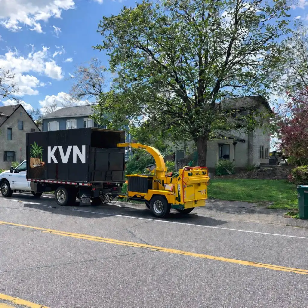 KVN truck and chipper for tree debris hauling